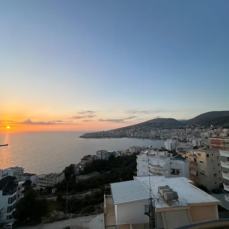 Aleksander Apartment