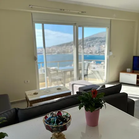 Aleksander Apartment