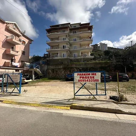 Aleksander Apartamento